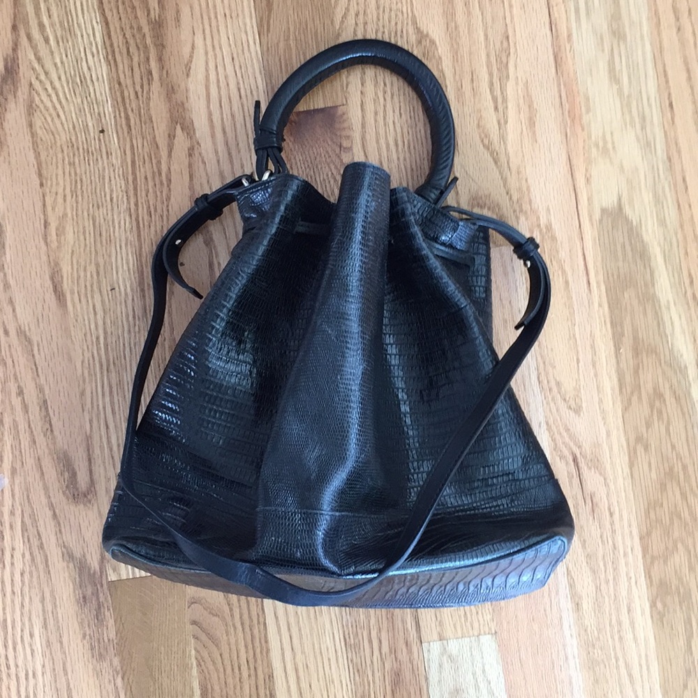 Special Edition Leather Bucket bag